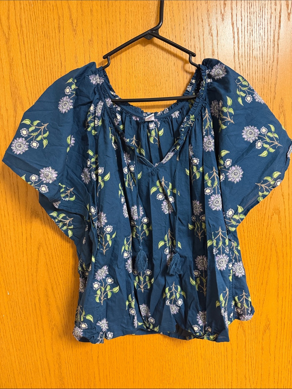Old Navy Navy Floral Tie-Front Peasant Blouse